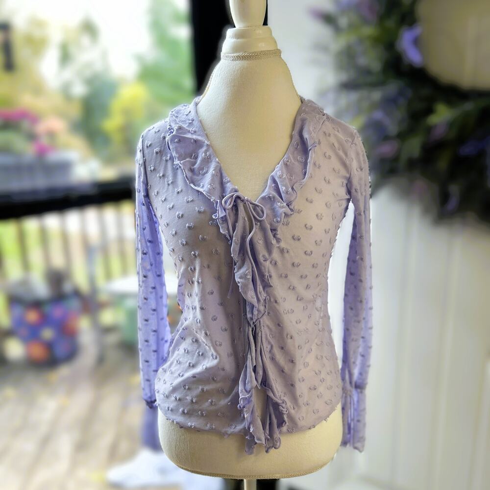 By Anthropologie Lavender Swiss Dot Ruffle Blouse – XXS